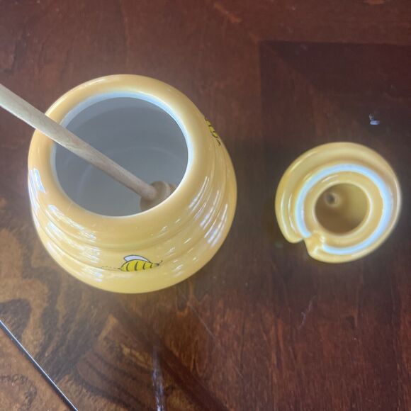 Mini Honey Pot Ceramic Jar & Wood Dipper Beehive with Bumble Bee Flower Lid - Picture 6 of 9